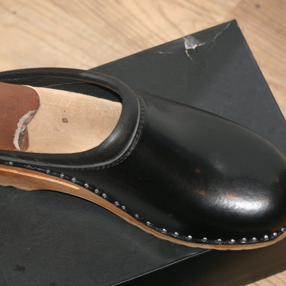 Vintage Black Swedish Clogs - Picture 5 of 6
